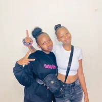 SexyPetitex25 头像图片