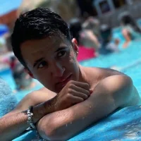 CharlyDic Poză avatar
