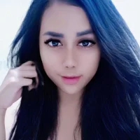 flower0512's Profile Pic