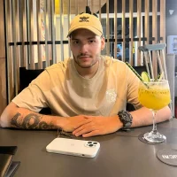 andresflong's Profile Pic