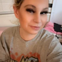 peachesnkreame82's Profile Pic