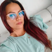 karlahoutt এর প্রোফাইল ছবি