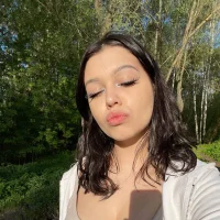 Kim_Wayne's Profile Pic