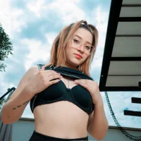 Leiah_Blonde