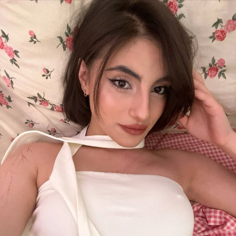 LunarLori profile photo