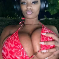 Prettyfacecoco's Profile Pic