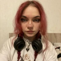 CuteRedheadPrincess এর প্রোফাইল ছবি