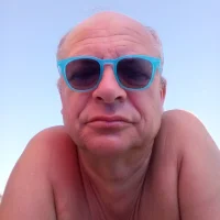 รูปอวาตาร์ของ Uwe121961