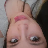 Lenaaaaaaaaaaa_ profiképe