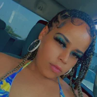 lightskinpretty's Profile Pic
