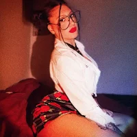 AnnaAlva's Profile Pic