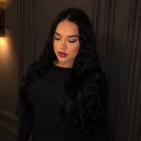 Slika avatara modela SHANNE____