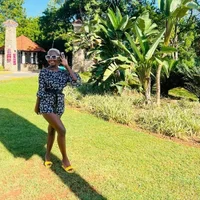 Pinkishqueen's Profile Pic