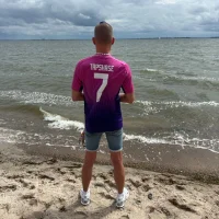 tapshase's Profile Pic