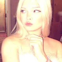 LouannHamad's Profilna slika