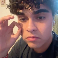 lolito064 头像图片