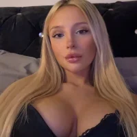 Devileyesxo's Avatar Pic