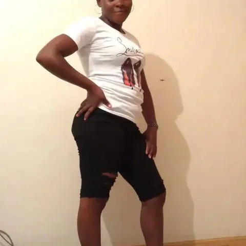 BUBBLY-QWEEN Stripchat profile image