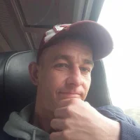 zabawakamerka Φωτ, Προφίλ