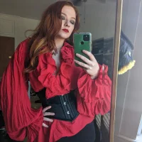 poisonapple's Profile Pic
