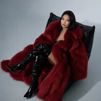 Velvetb00m model avatar
