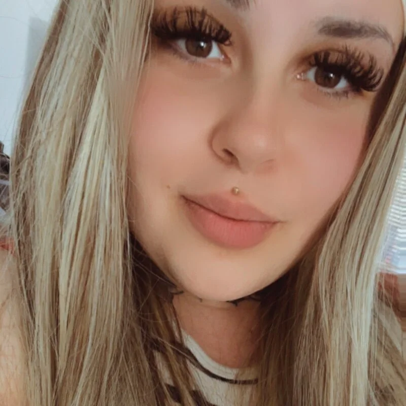 Official_peachybella profile photo