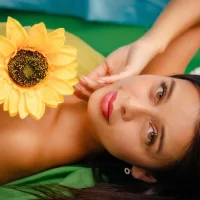 Gambar Profil Cameron_Fox_