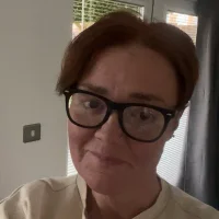 Clara_81_XX's Profile Pic