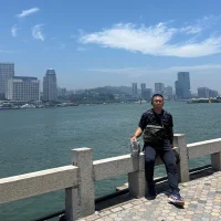 wl464646's Profile Pic