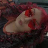 dessielessie's Profile Pic