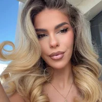 Аватар ChloeVelvetx