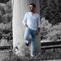 VelloV's Profile Pic
