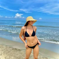 sam_lisa_star's Profile Pic