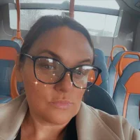 Busty-GilfQuinn webcam