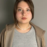 LucettaFarmer 的個人資料圖片