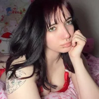 LacyWest's Profile Pic