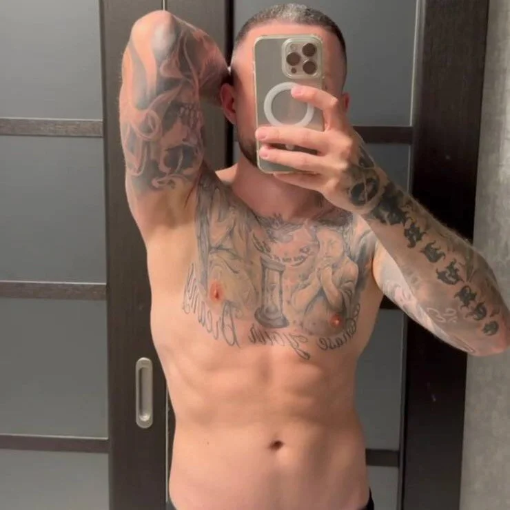 alex_hotguy8 Stripchat profile image