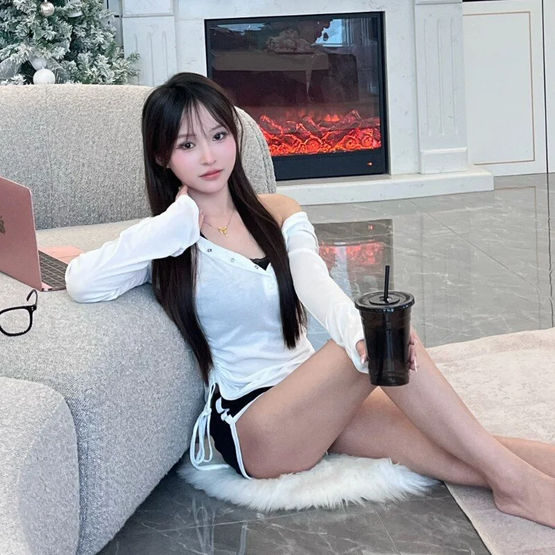 coward_by live cam profile