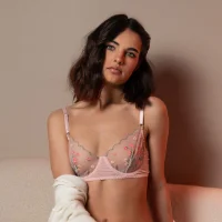 รูปโปรไฟล  ์ของ JennyShiny