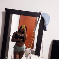 Laurita36's Profile Pic