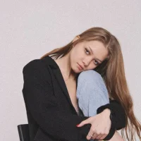 Gambar Profil SynnoveElwell