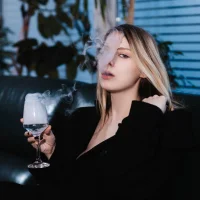 Ali_Cooper's Avatar Pic