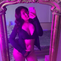 sharlin_b's Profile Pic