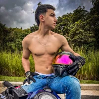 alex_cumfit1's Avatar Pic