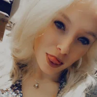 Beckyy69's Profile Pic