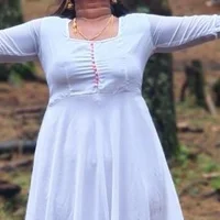 Tamil_Anbarasi Poză de profil