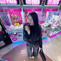 Seravine model avatar