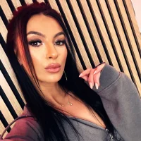 KinkyAmelie Adlı Modelin Avatarı