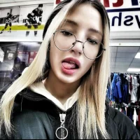 Julia4Free55's Profile Pic