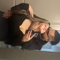 Gambar Profil LiveForThrills